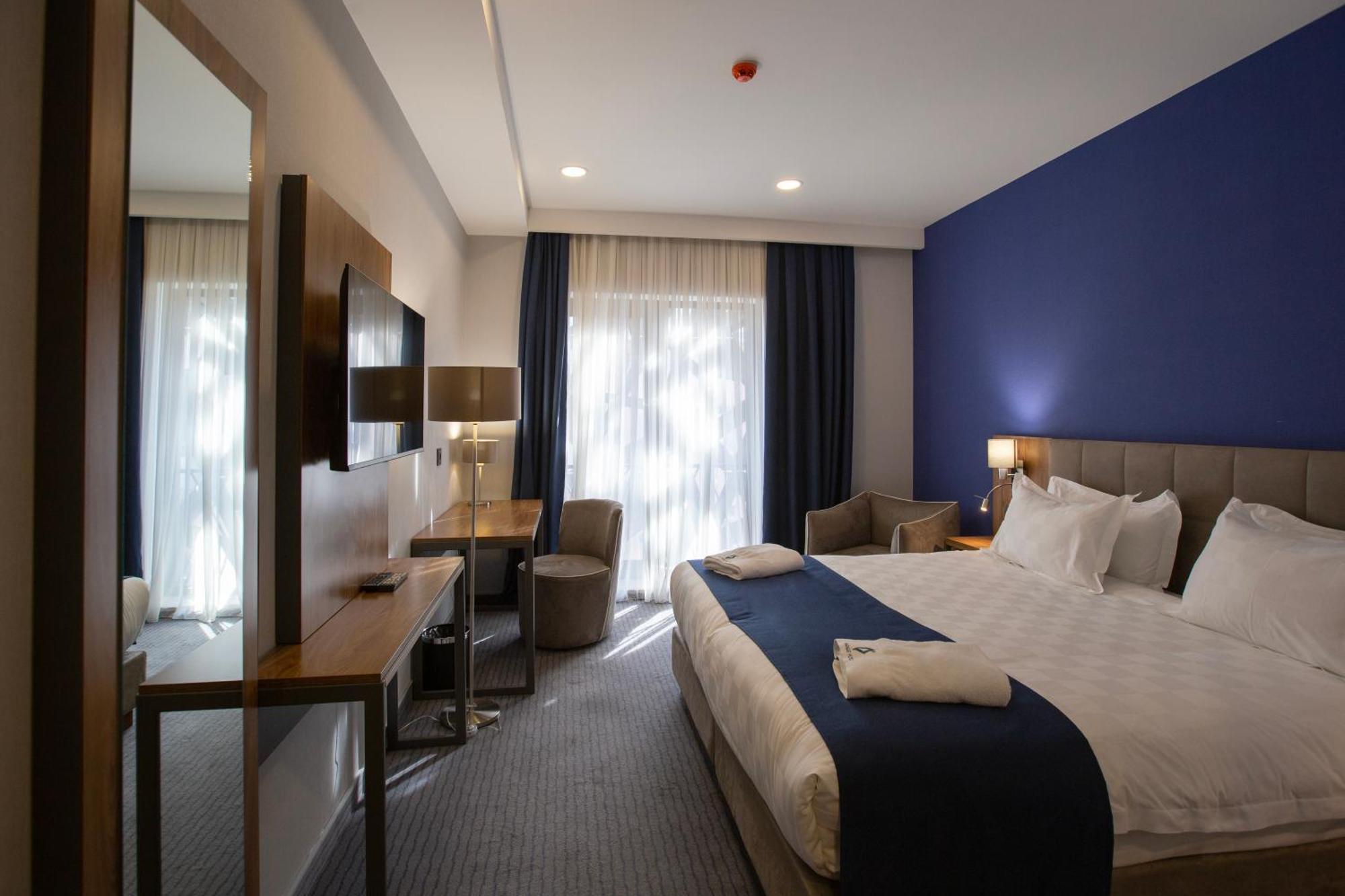 Avenue Hotel Tbiliszi Kültér fotó