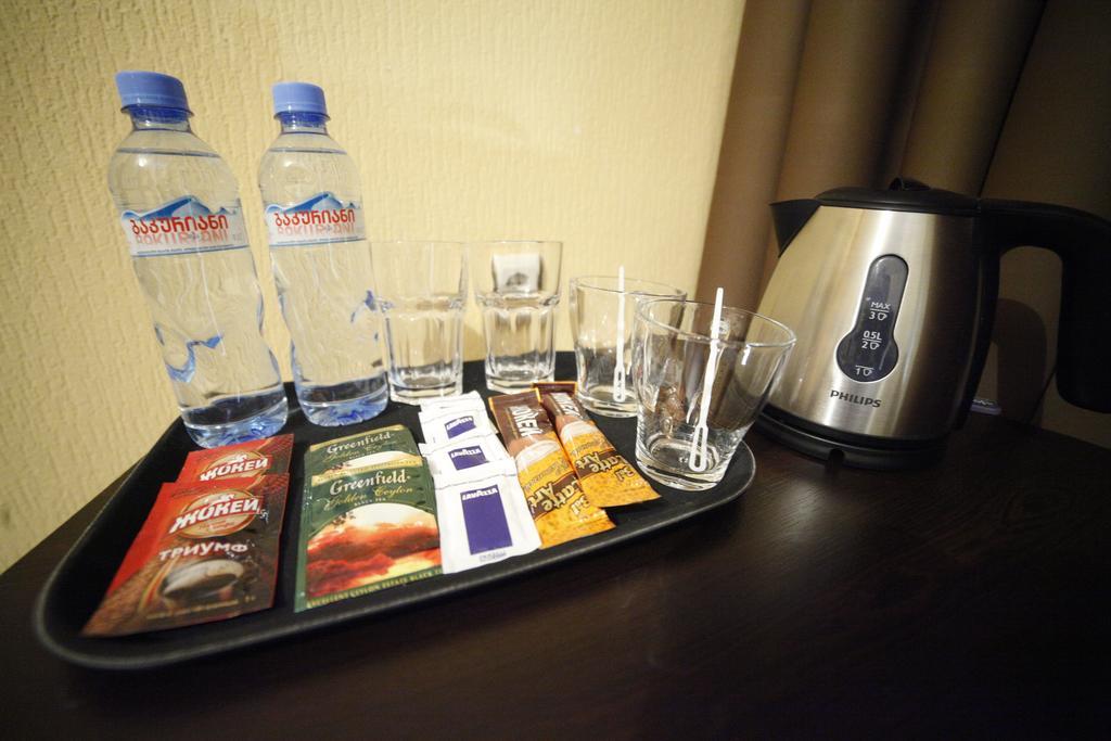 Avenue Hotel Tbiliszi Kültér fotó